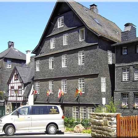 Hotel Graf Rolshausen Моншау Екстериор снимка