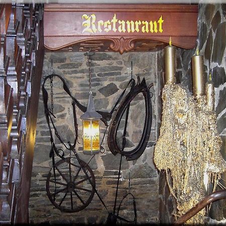 Hotel Graf Rolshausen Моншау Екстериор снимка