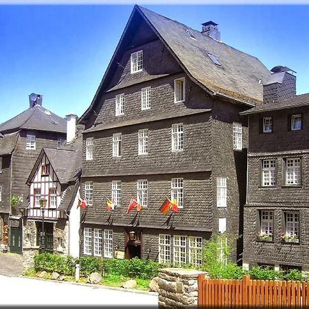 Hotel Graf Rolshausen Моншау Екстериор снимка