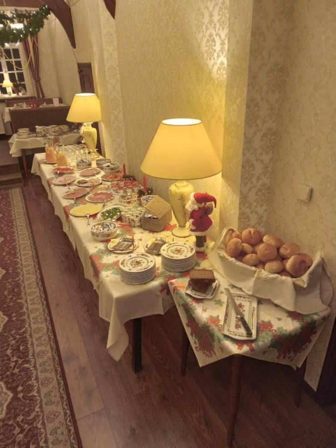 Hotel Graf Rolshausen Моншау Екстериор снимка