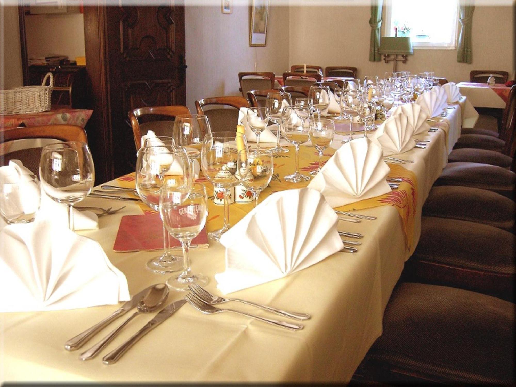 Hotel Graf Rolshausen Моншау Екстериор снимка