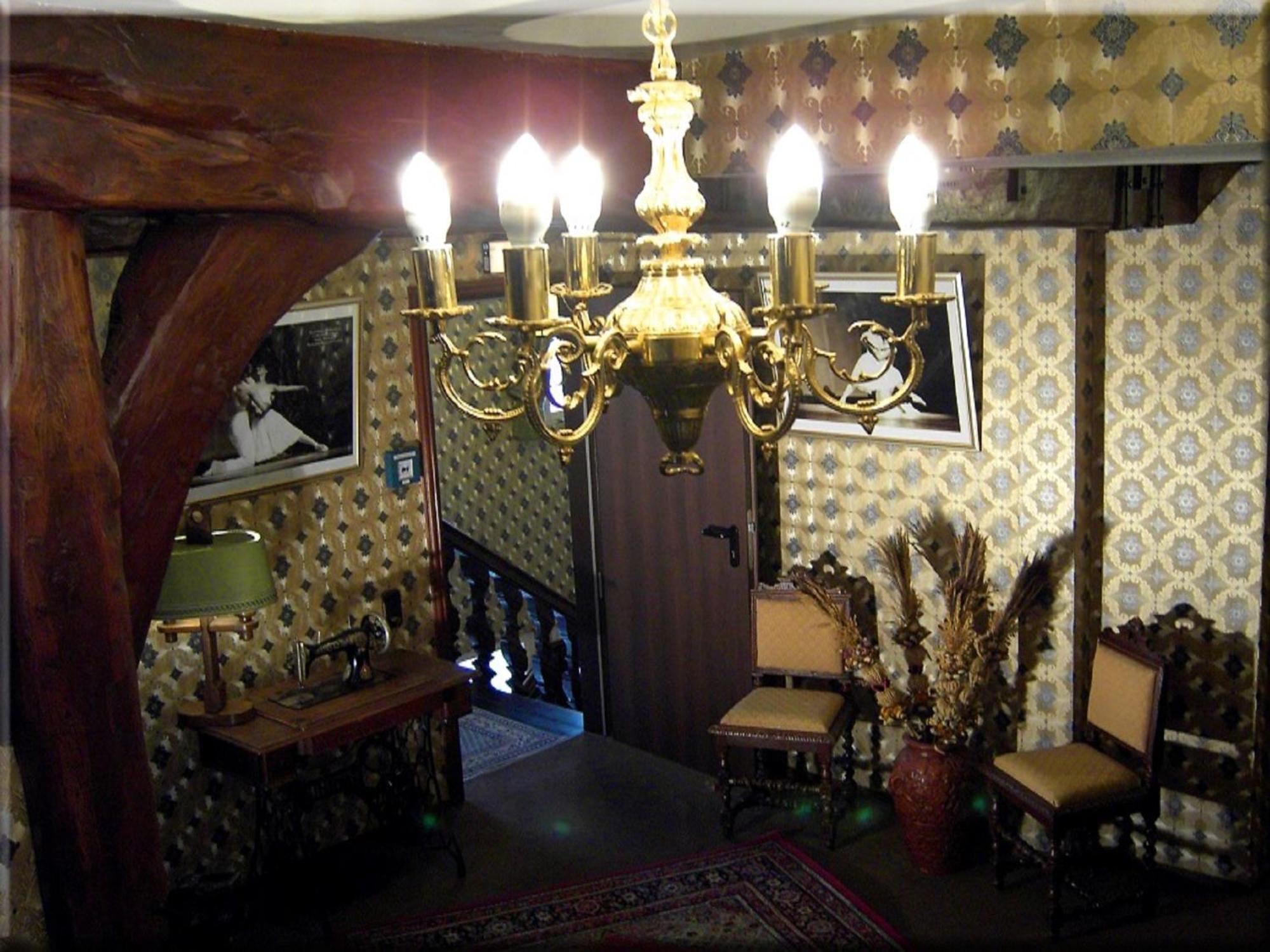 Hotel Graf Rolshausen Моншау Екстериор снимка