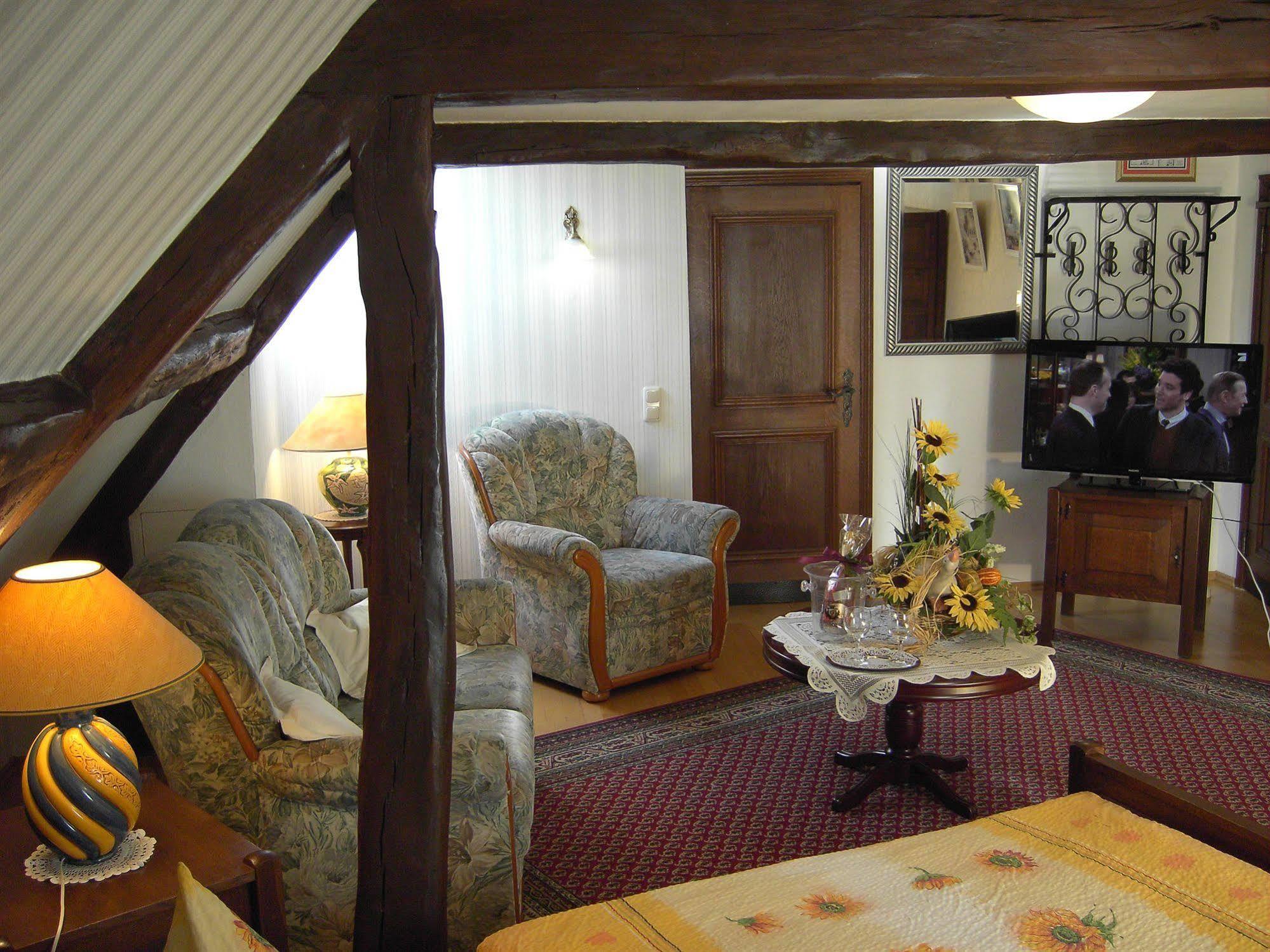 Hotel Graf Rolshausen Моншау Екстериор снимка