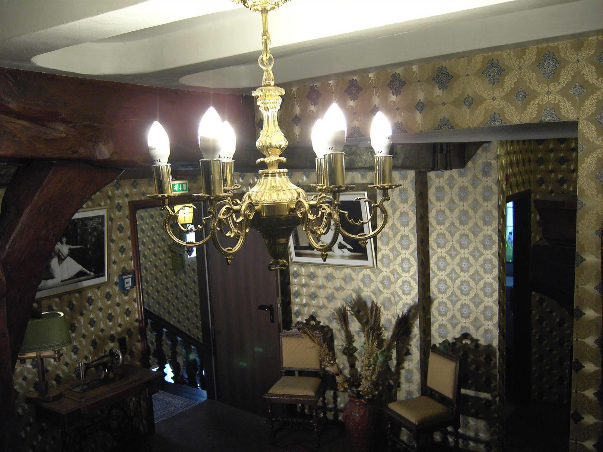 Hotel Graf Rolshausen Моншау Екстериор снимка