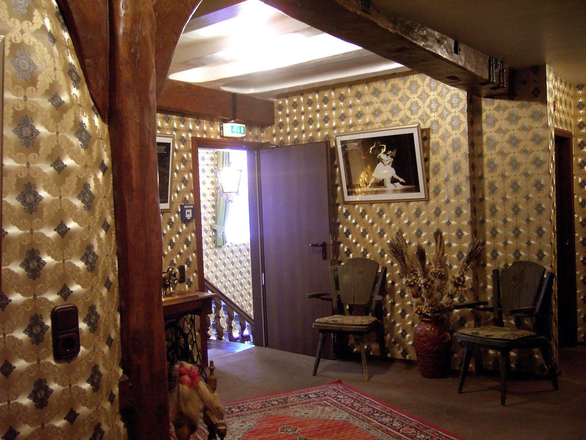 Hotel Graf Rolshausen Моншау Екстериор снимка